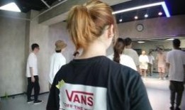 近日爆料短视频