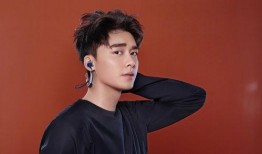 龙坤娱乐爆料李明德,李明德事件真相揭秘！”
