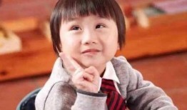 李萱爆料父亲生病了吗视频,温馨视频传递关爱之情